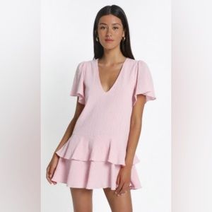 Showpo Summer tiered blush pink dress short sleeved and comfortable fit.
